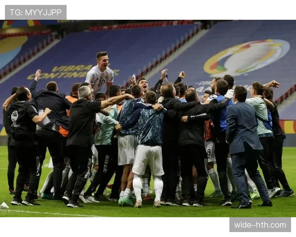 美洲杯黑马球队意外突围,表现稳健引发全国关注 美洲杯黑马球队意外突围,表现稳健引发全国关注