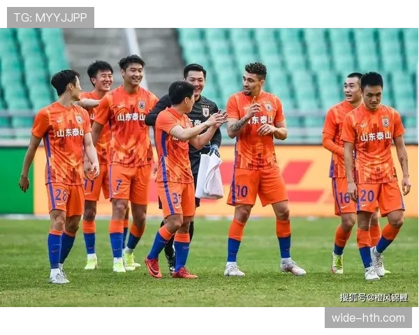 泰山内外矛盾升级，战术单一成争冠隐患，豪门地位下滑面临重塑考验！