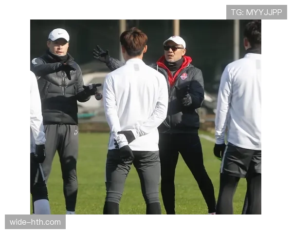 肖若腾赛前啃鸡腿，赛后住三万块一晚的酒店？